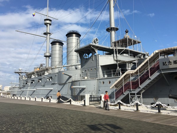 The exhibit was held on the Memorial Battleship MIKASA in Yokosuka.