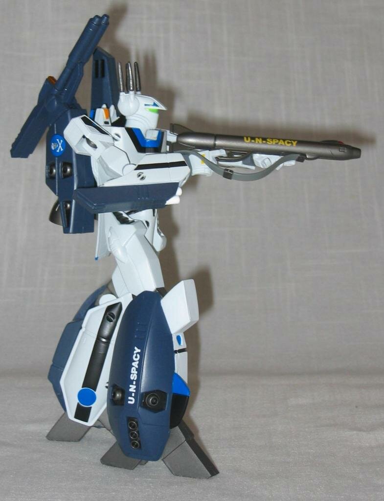 Custom Max VF-1S Strike, Toynami Super Poseable w/ Hasegawa