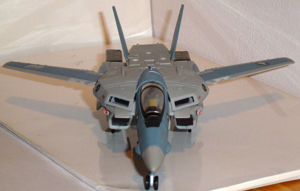VF-1A 'Military Blue/Grey' custom with Zentradi bird