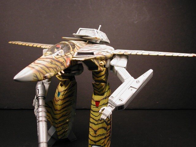 VF-1D 'Tiger Meet' paint scheme