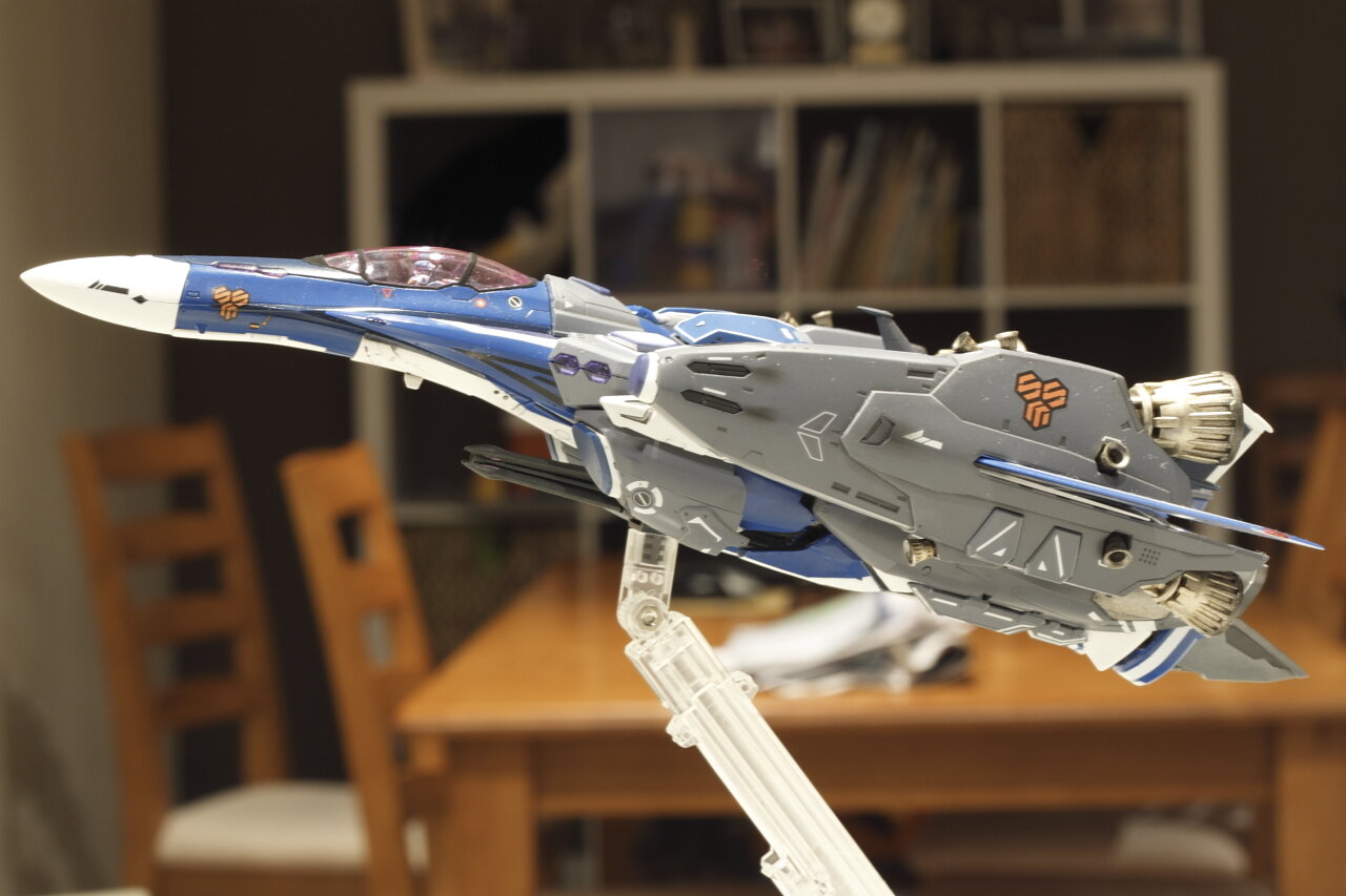 Bandai 1/72 VF-25G - Macross Frontier Michael Blanc type