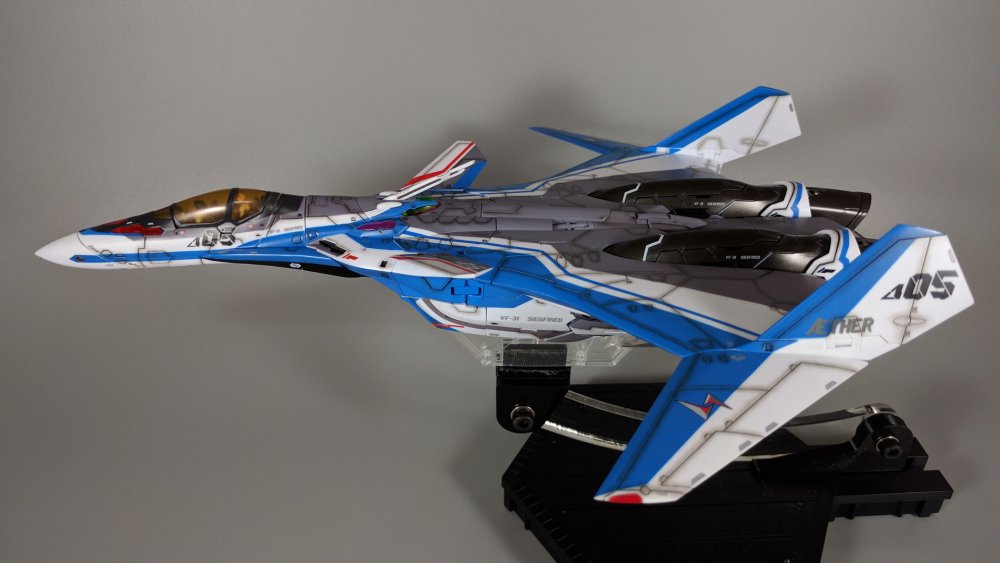 31J fighter 05.jpg