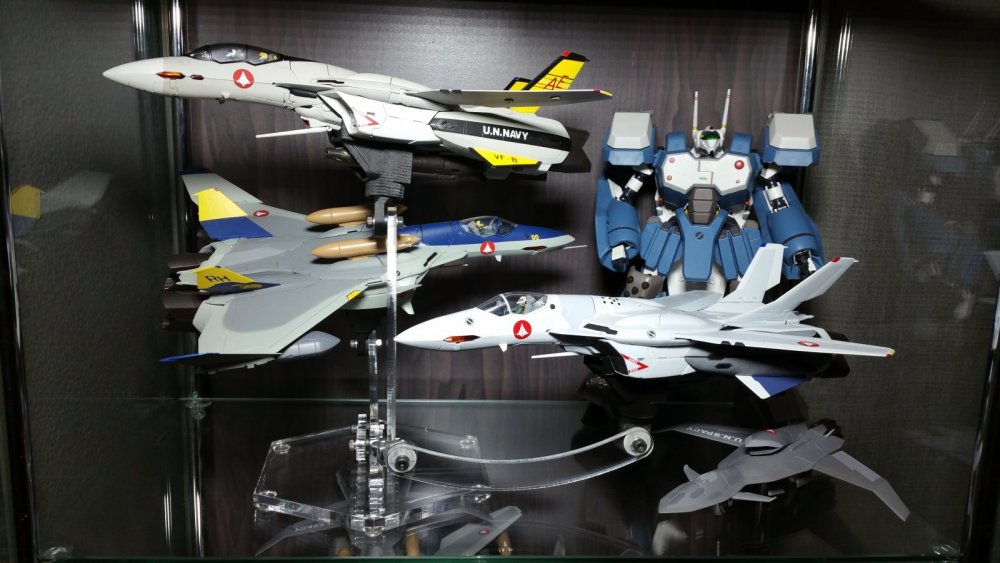 MacrossZeroshelf.jpg