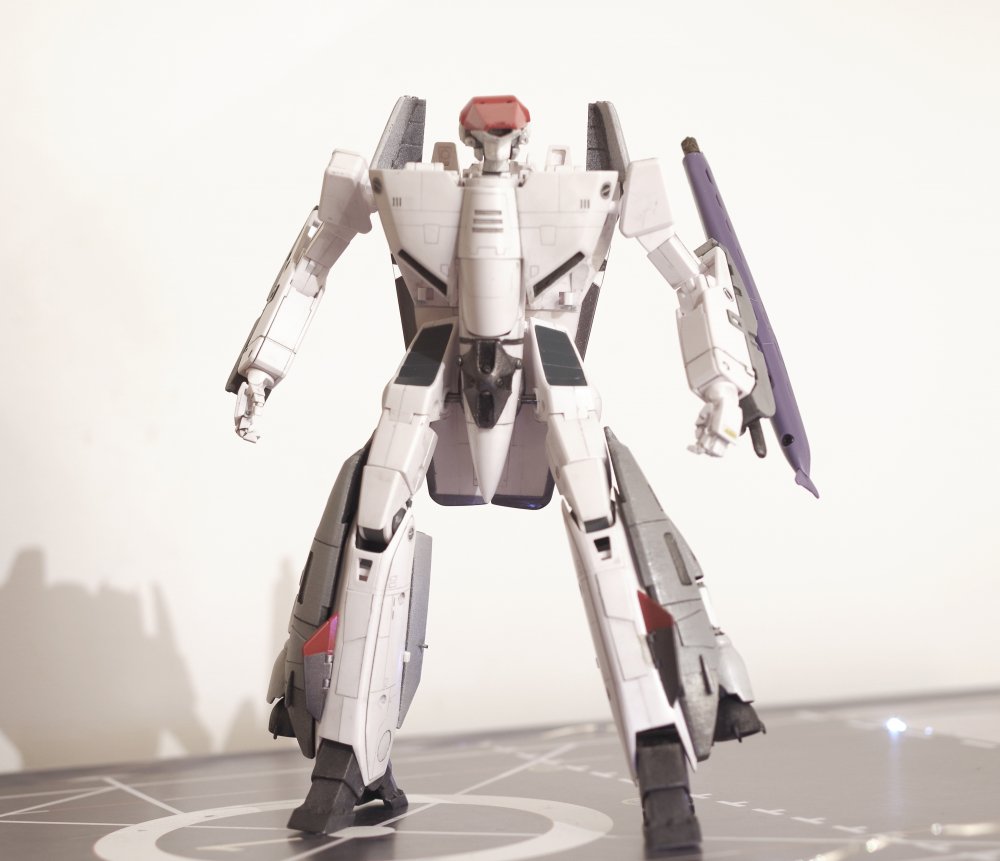 battroid03.jpg