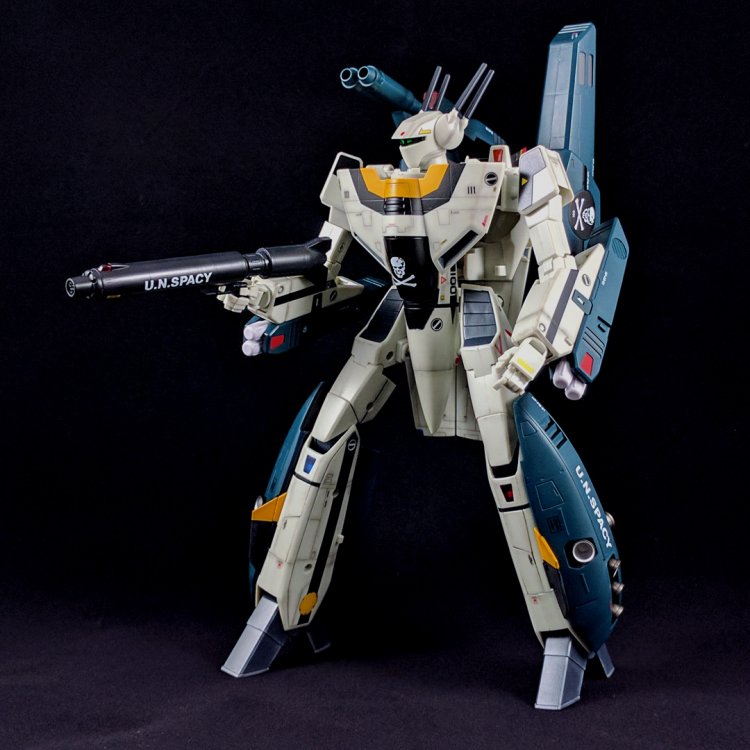 598d52204852a_VF-1Sstrikebattroid02.thumb.jpg.7103c410726b84eb51961727ebde9217.jpg