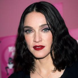 1998_madonna-400_0.jpg.3fb56c0d355b688724aab8d33badc5a0.jpg