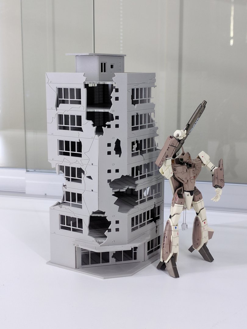 Tomy mecha size.jpg