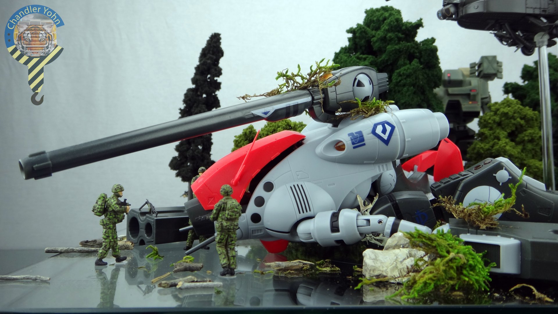 Bandai Zaentradi Glaug Crash AH64-D Apache M1 Abrams Yamato Tomahawk Destroid 5.jpg