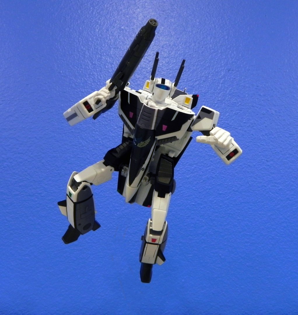 Macross_VF-1S_35thMesser_DSCN3308.thumb.jpg.54d538fc6254d6ce775948c0253320df.jpg