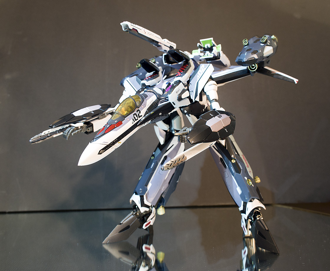 Macross_VF-31F_DSC06401.jpg.f447cebcde71c7785a5f7d3f1acc8cce.jpg