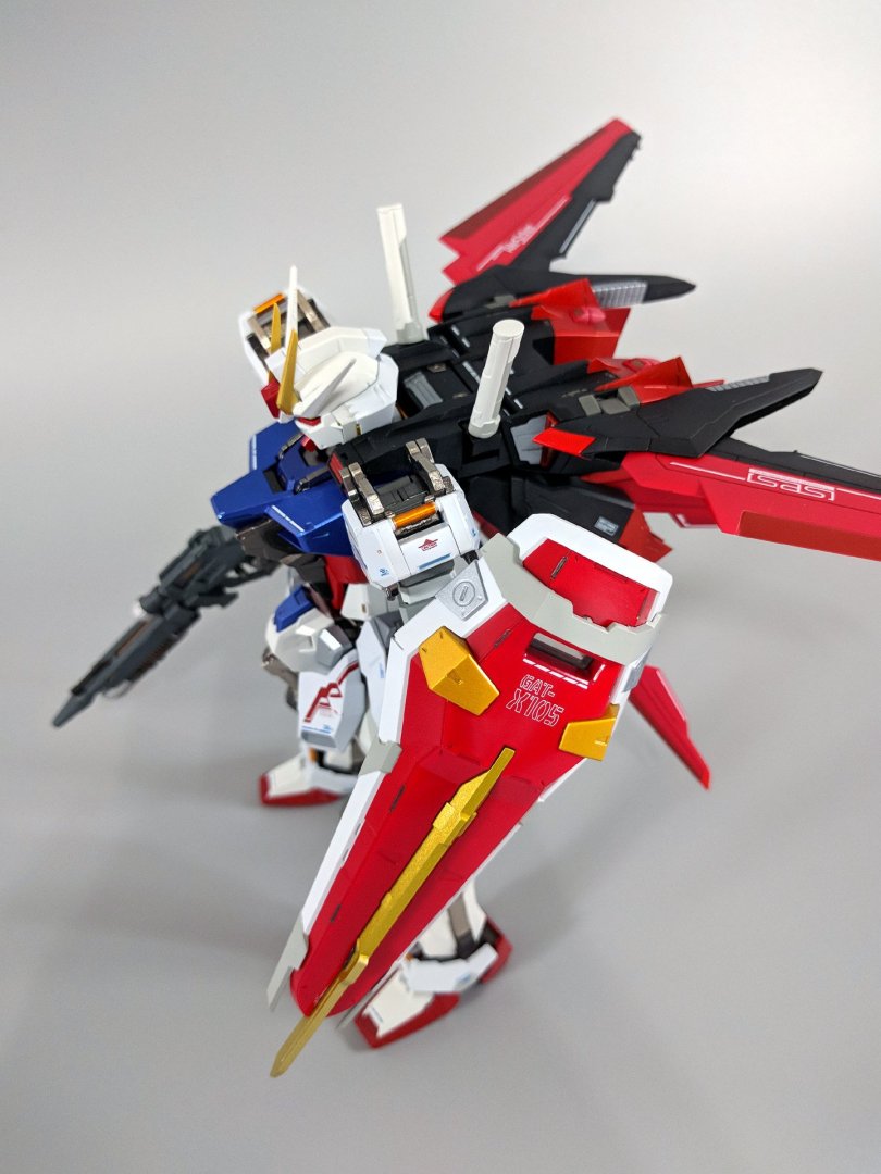 2053406536_ailestrikegundam02.thumb.jpg.b350c5aa818694cf1f0e7c4d90e89338.jpg