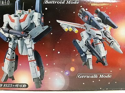 Yamato-1-60-MACROSS-VF-1J-SUPER-VALKYRIE-Hikaru-Rick-_1.jpg.015b29ec1b02faf91b2d3972e2172f09.jpg