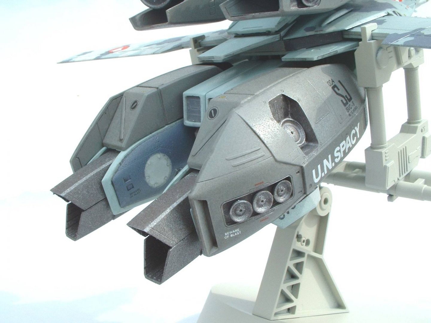 Blue Roses Camouflage VF-1S Strike 1 (8).jpg