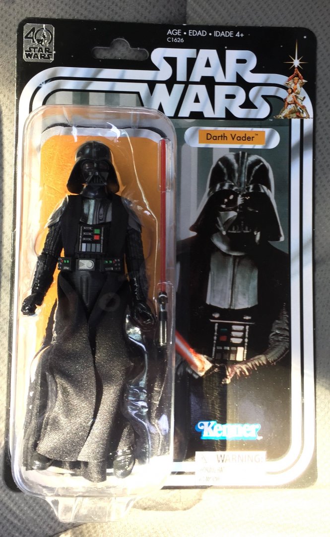 darthvaderblackseries40th.thumb.JPG.8c68f592ce467f72355a06b634127fdb.JPG
