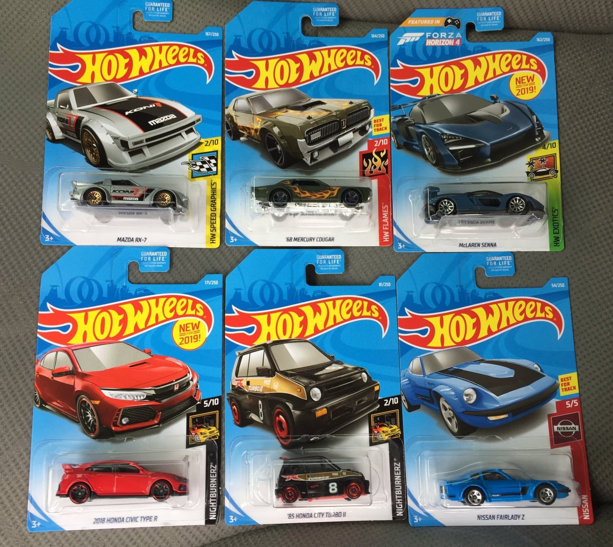 hotwheels51219.thumb.JPG.3e74e3ffe2cd79bd3ac872cf68b7a306.JPG