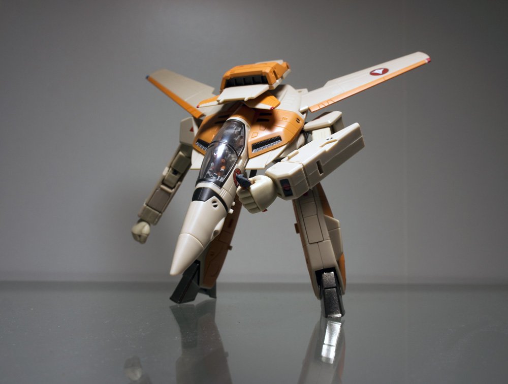 Macross_HMR_VF-1D.jpg.89aa773e9a1b7864bc3d2c0a779c1e16.jpg