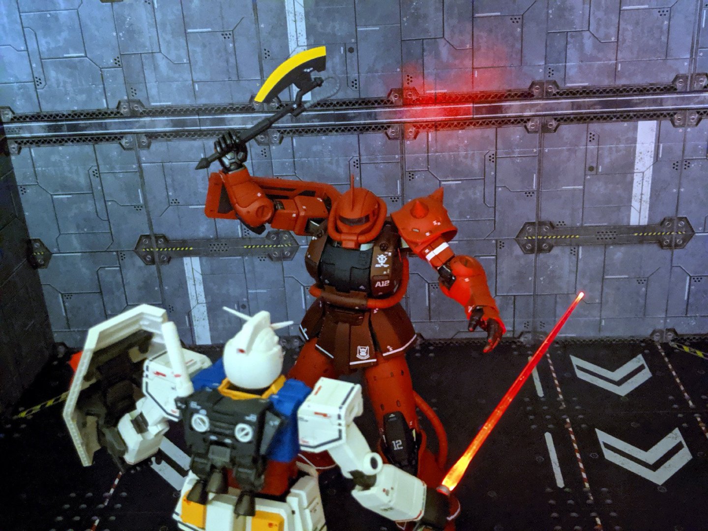 char's zaku 02b.jpg