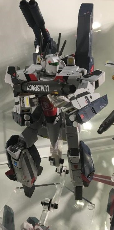 1796402802_VF-1SBattroid.jpg.3d6d16c014676ee393986602aa6d20c3.jpg