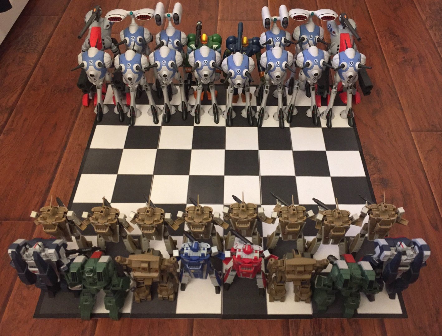 hmrchess2.thumb.JPG.d93f7bab3f0c5a7e2d0f25c0788acacd.JPG