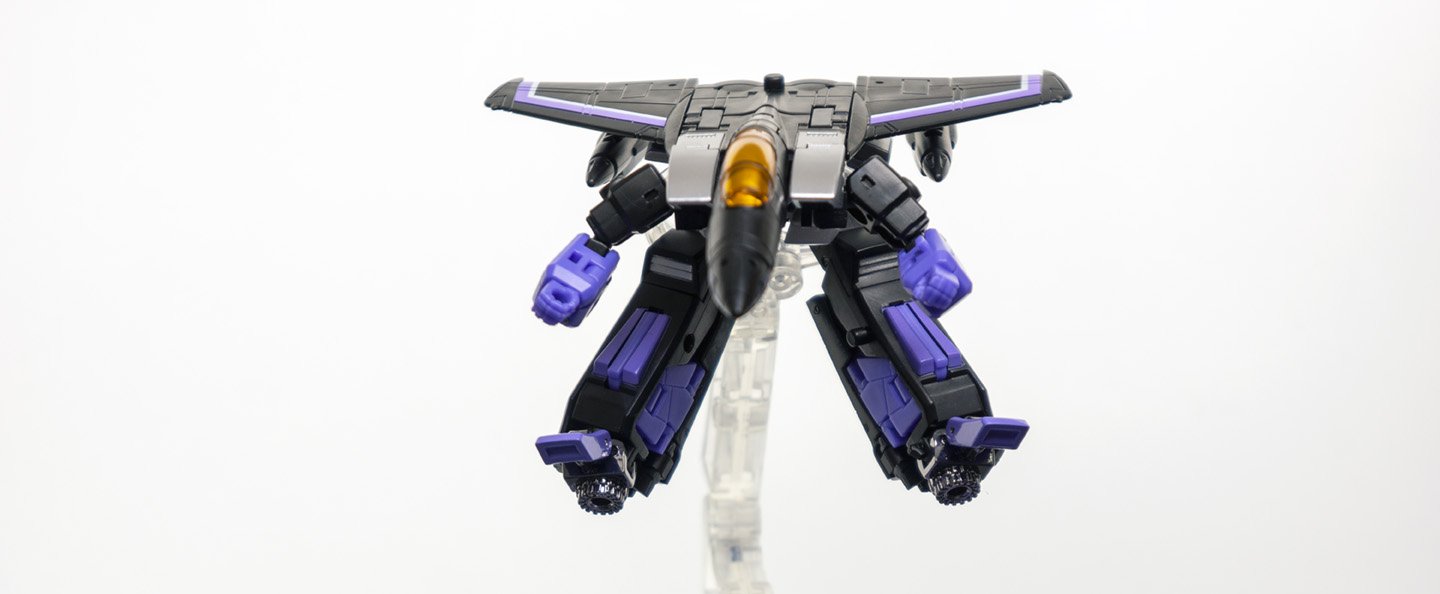 Transformers-Newage-Skywarp-DSC08126.jpg.b0549c73ca782493fd77050d98f28186.jpg