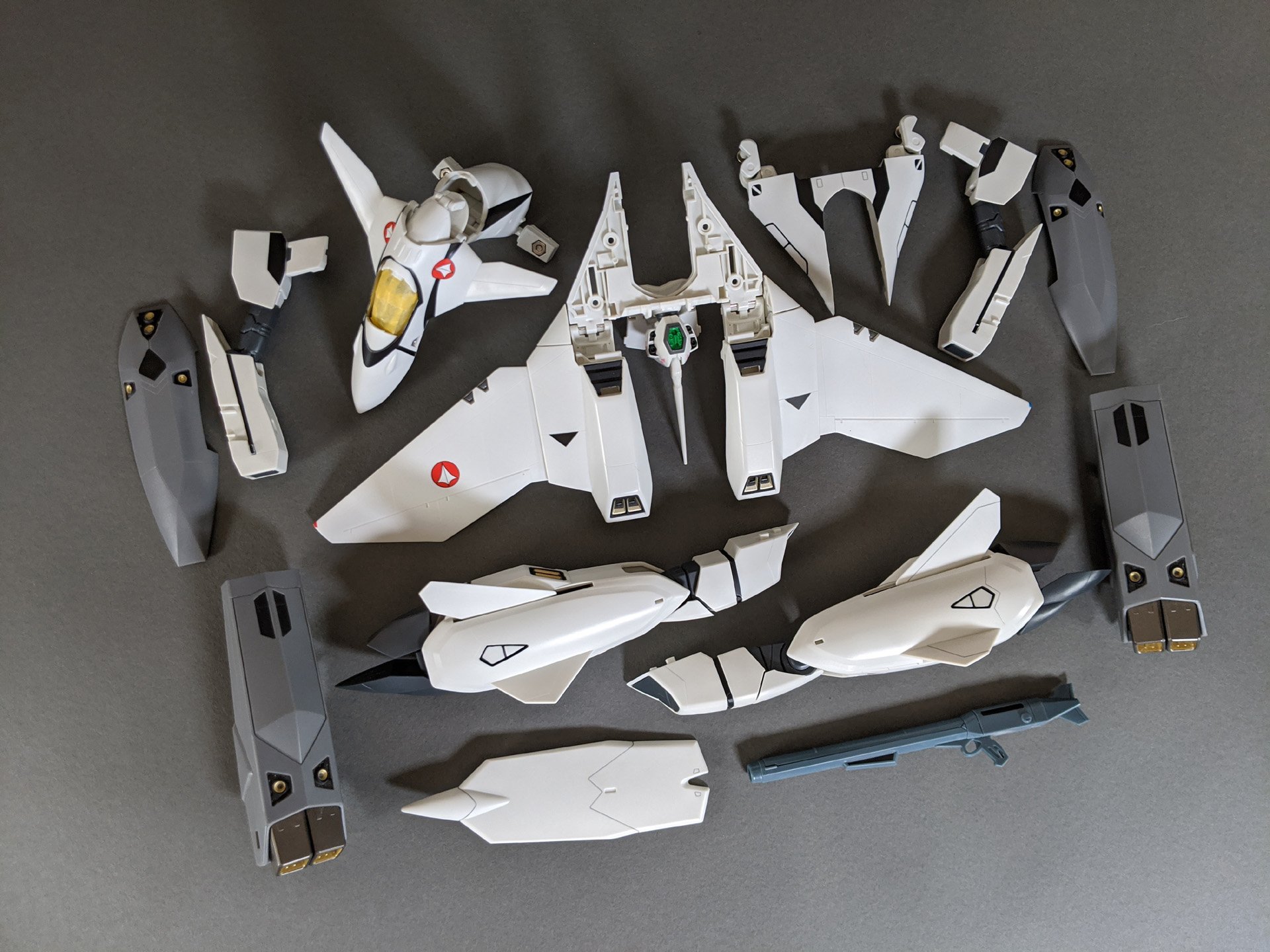 1003522804_VF-11Cdisassembled.jpg.3f972c3b2bf2749abe298cf122e03a88.jpg