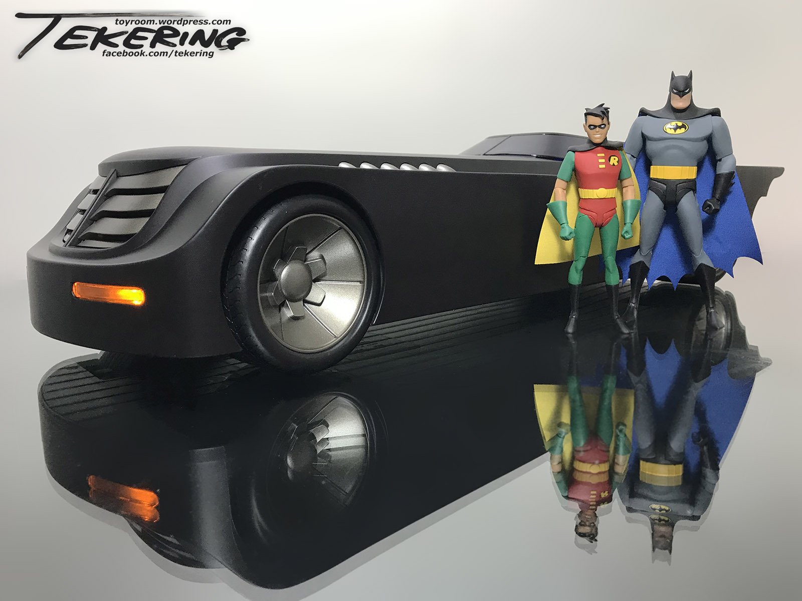 2015691744_AnimatedBatmobile.jpg.f0b7e96c645815951bce2e8fa65e519b.jpg