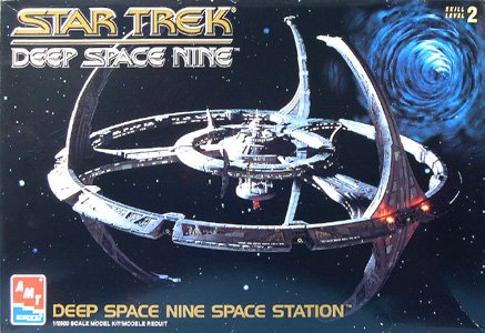 DS9-BoxArt.jpg.9517b51327006431e1aa7c11df709d01.jpg