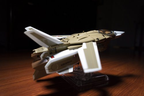 Macross-CM-VF-1A-CF-DSC08418.thumb.jpg.d9a2862ff6fd48f0e496757366a30d8d.jpg