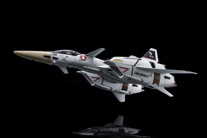 アルカディア　VF-4AライトニングⅢ　一条輝機　Premium　finish