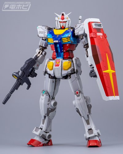 chogokin_RX-78F00_09.jpg