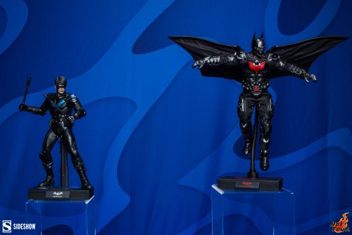 DC-Hot-Toys-Nightwing-and-Batman-Beyond-Sixth-Scale-Figure-1.jpeg