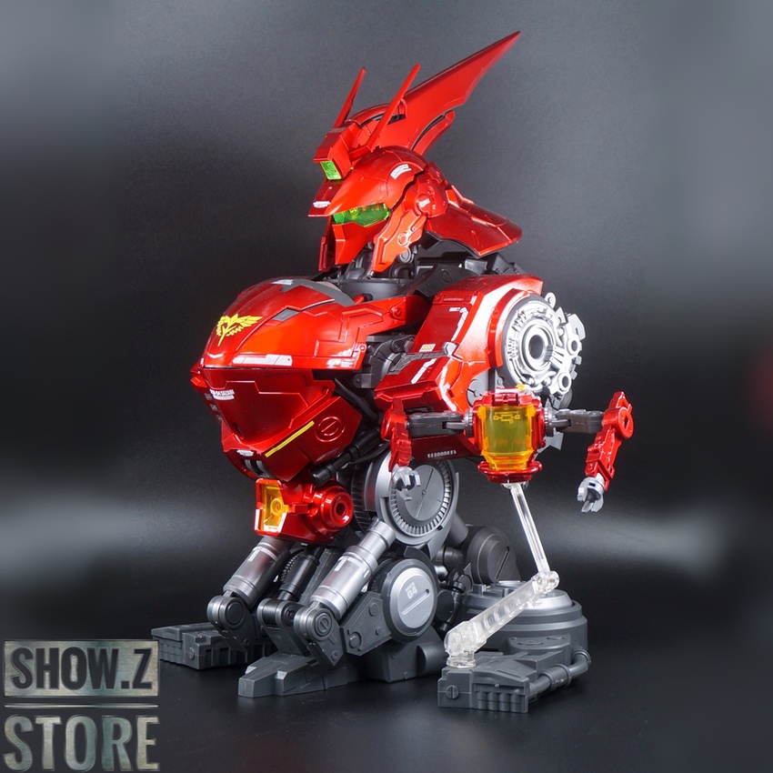 sazabi_bust_dfe1d39ef5.jpg