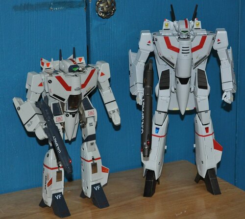 1451123266_VF-1JDXBANDAI2-27-19.thumb.jpg.15b3f8e9631e3c047dd2c04041910f2d.jpg