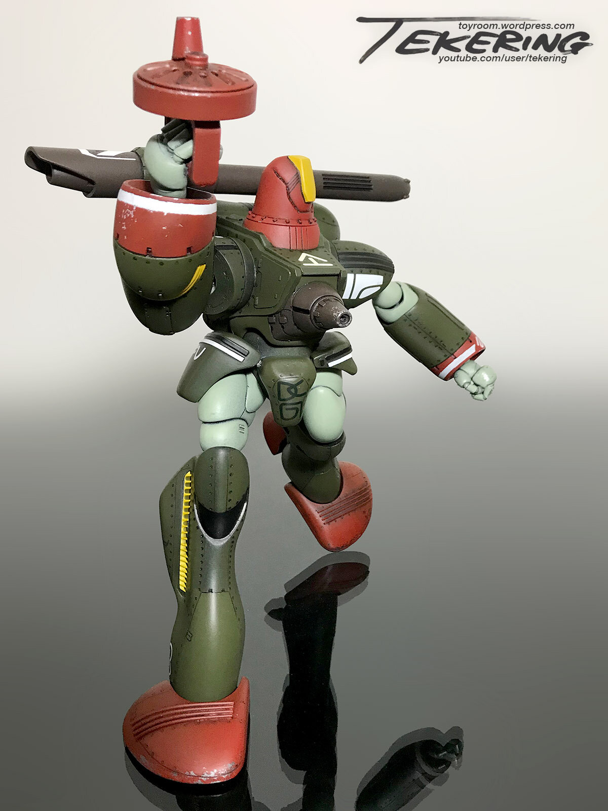 1091998734_actionfigure.jpg.bcd2a3d23a0b2b0674074c77317b9c62.jpg