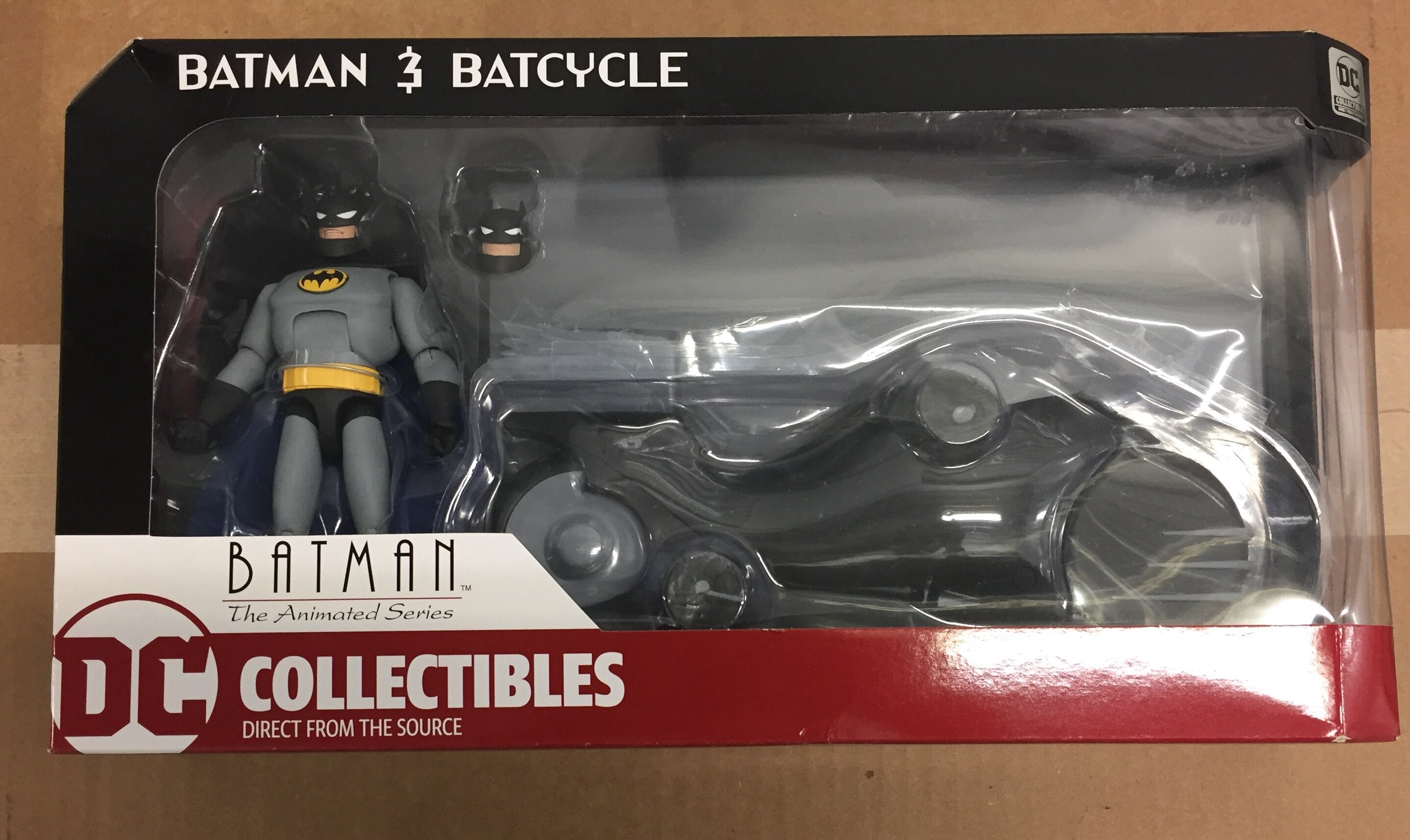 dccollectiblesbatmantasbatmanandbatcycle.JPG.4b4ba44825a41952698be69422f89bef.JPG