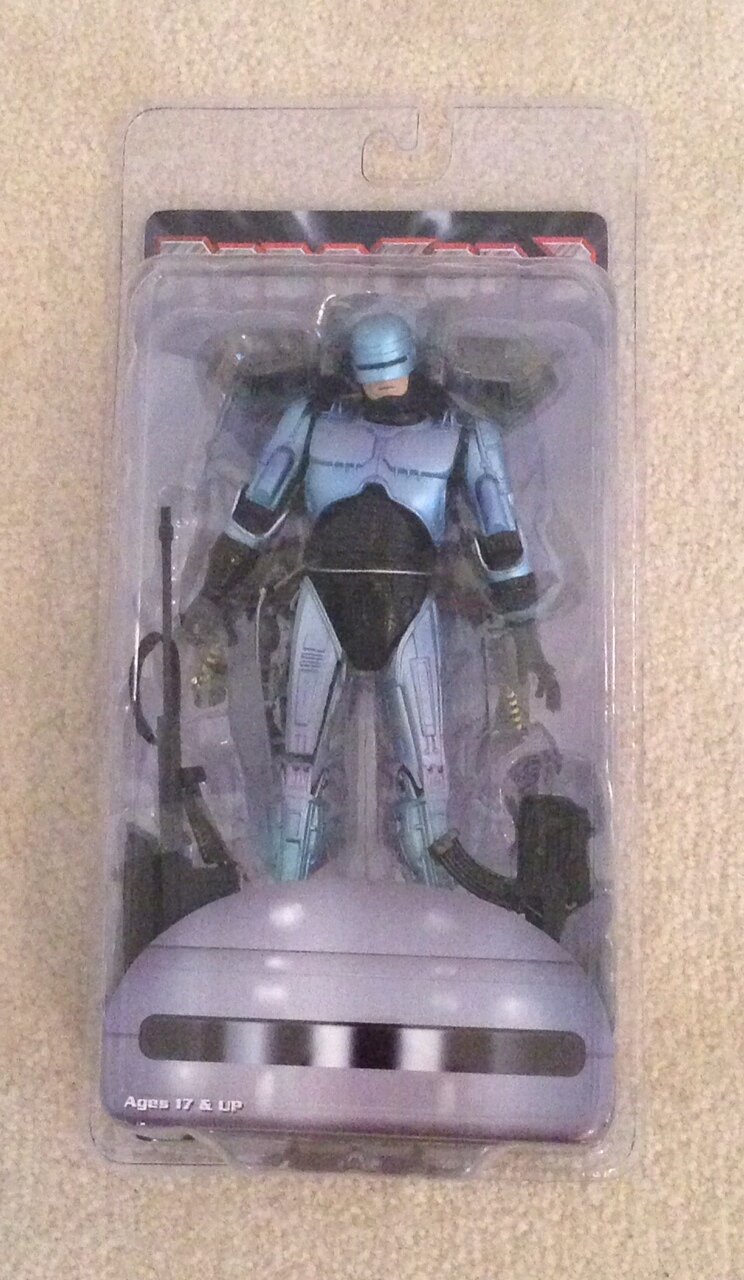 robocop3.JPG.4283a1314b40bd1335771f901dcc536f.JPG