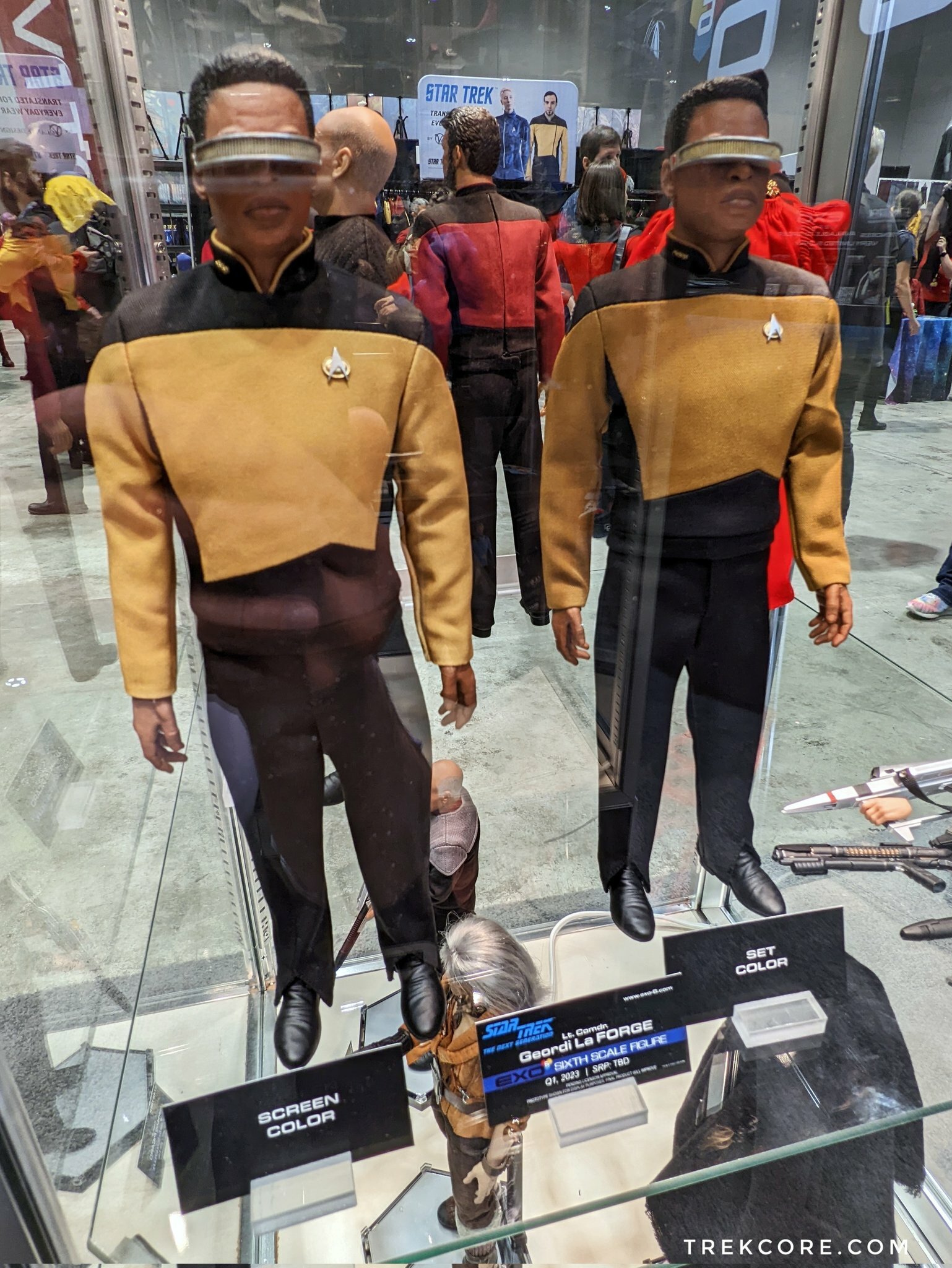 Exo-6-Star-Trek-Missions-Chicago-017.jpg.21985c193badbe1c68cd74bc974e7be7.jpg