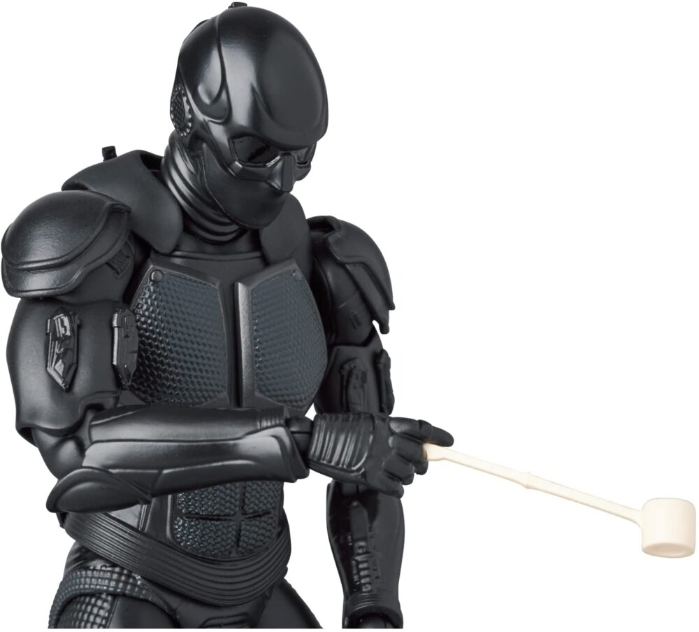 MAFEX-Black-Noir-009.jpg.7bdd7cb0d4ed5f89d7197e748614c3f7.jpg