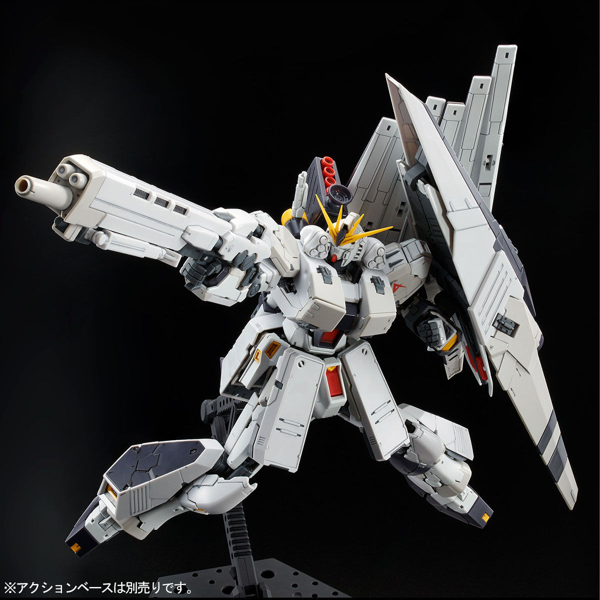 300652272_RG-nu-gundam-HWS(3).jpg.ac8e8fb0923b2ed2fe3d42ac75cd35cc.jpg