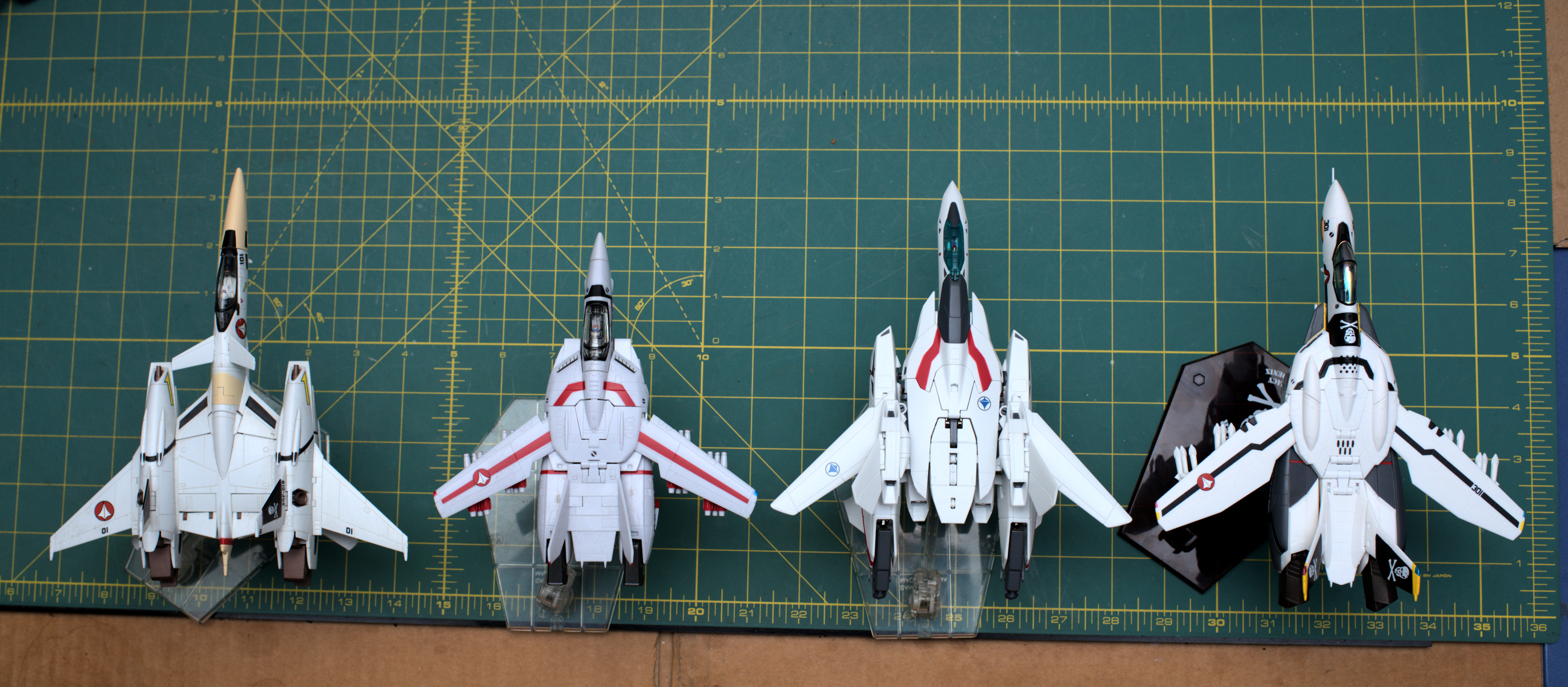 hmr-vf-fighters-again.jpg.39eff2cf1ef441fd01649e2b85d43295.jpg