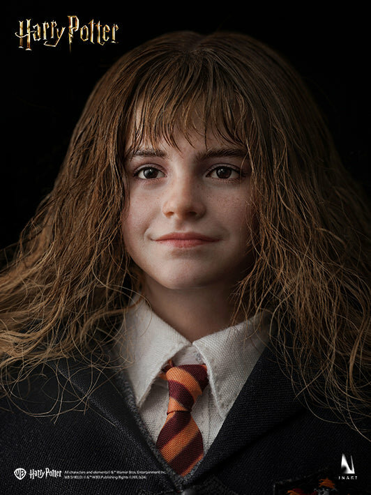 23.Capture_the_essence_of_Hermione_Granger_with_this_finely_sculpted_1-6_figure_produced_by_INART_1800x1800.jpg