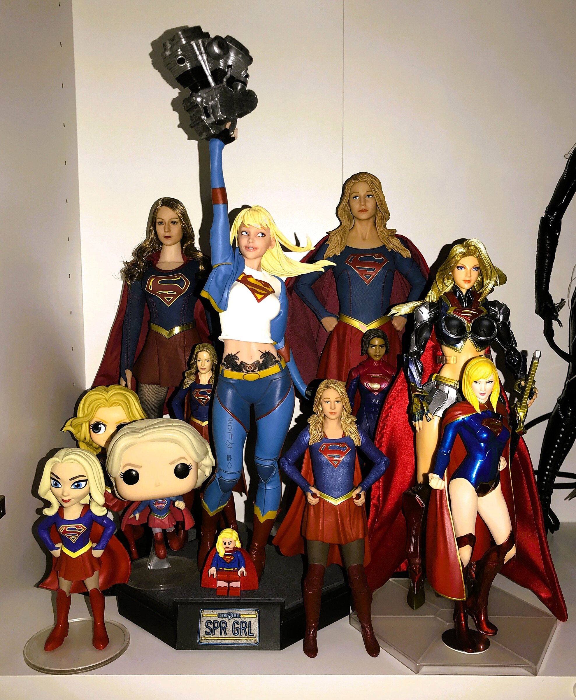 Supergirl6b1sm.jpg.74ac96a980a0dfd76b94fa7f5621612d.jpg